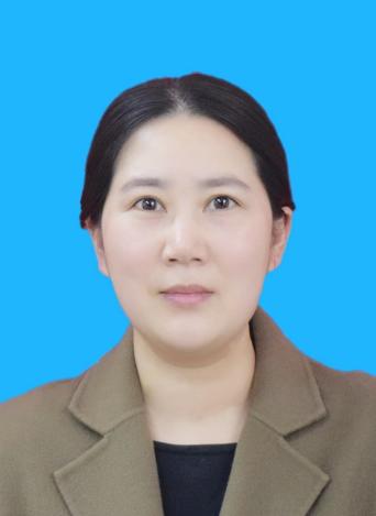 教研室主任，副教授，杨梅