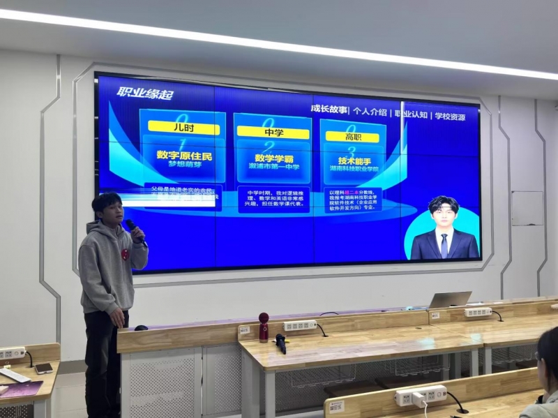 FE833380DCA4F8F5CFDBD844CE88960B